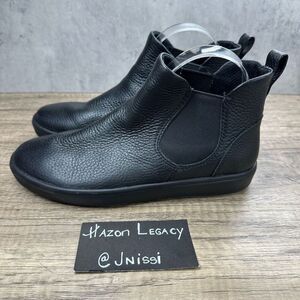 Ecco~Women’s~Black Pebbled Leather Pull On Chelsea Style Bootie~Size 37/6-6.5